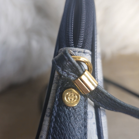 Authentic Gucci micro navy bag - Picture 13 of 15